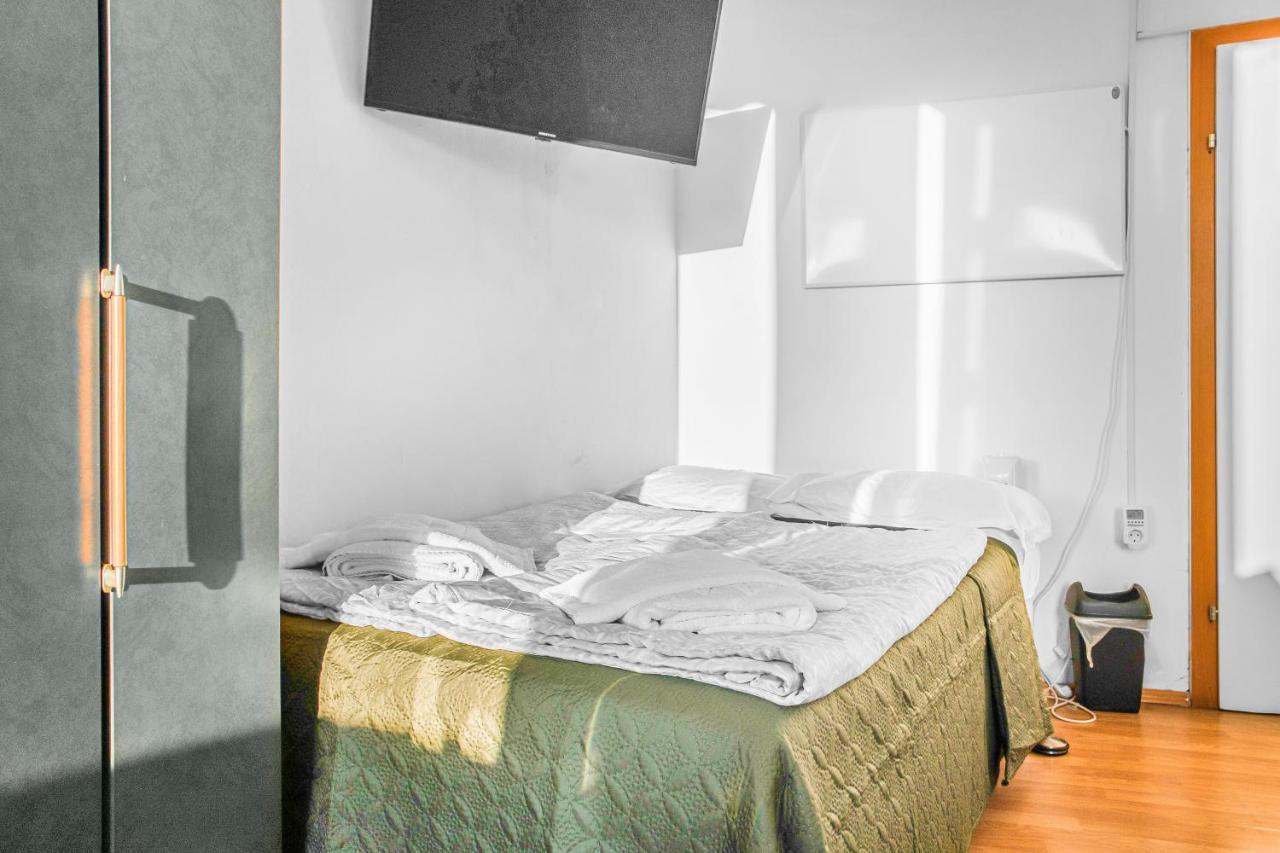 Joyful 2Br Apt. @ Millenium Tower And The Danube Вена Экстерьер фото